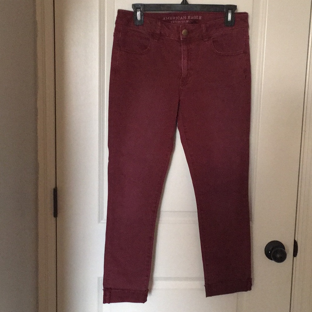 American Eagle maroon jeans sz 8